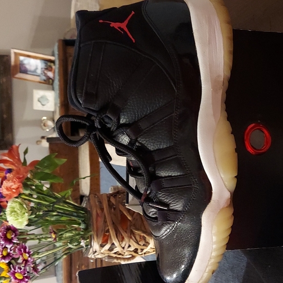 Air jordan 11 Retro - Picture 1 of 4